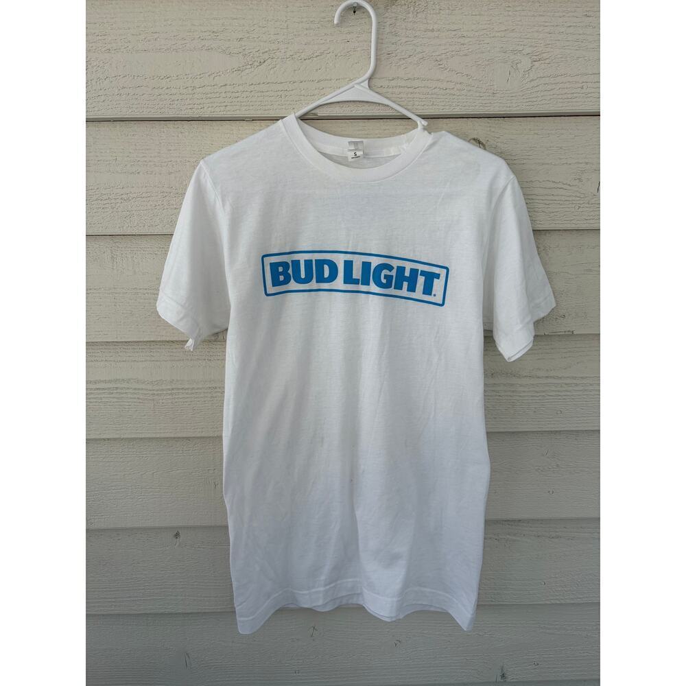 *BUD LIGHT* White & Blue T-Shirt Unisex Size Small (2 in stock)